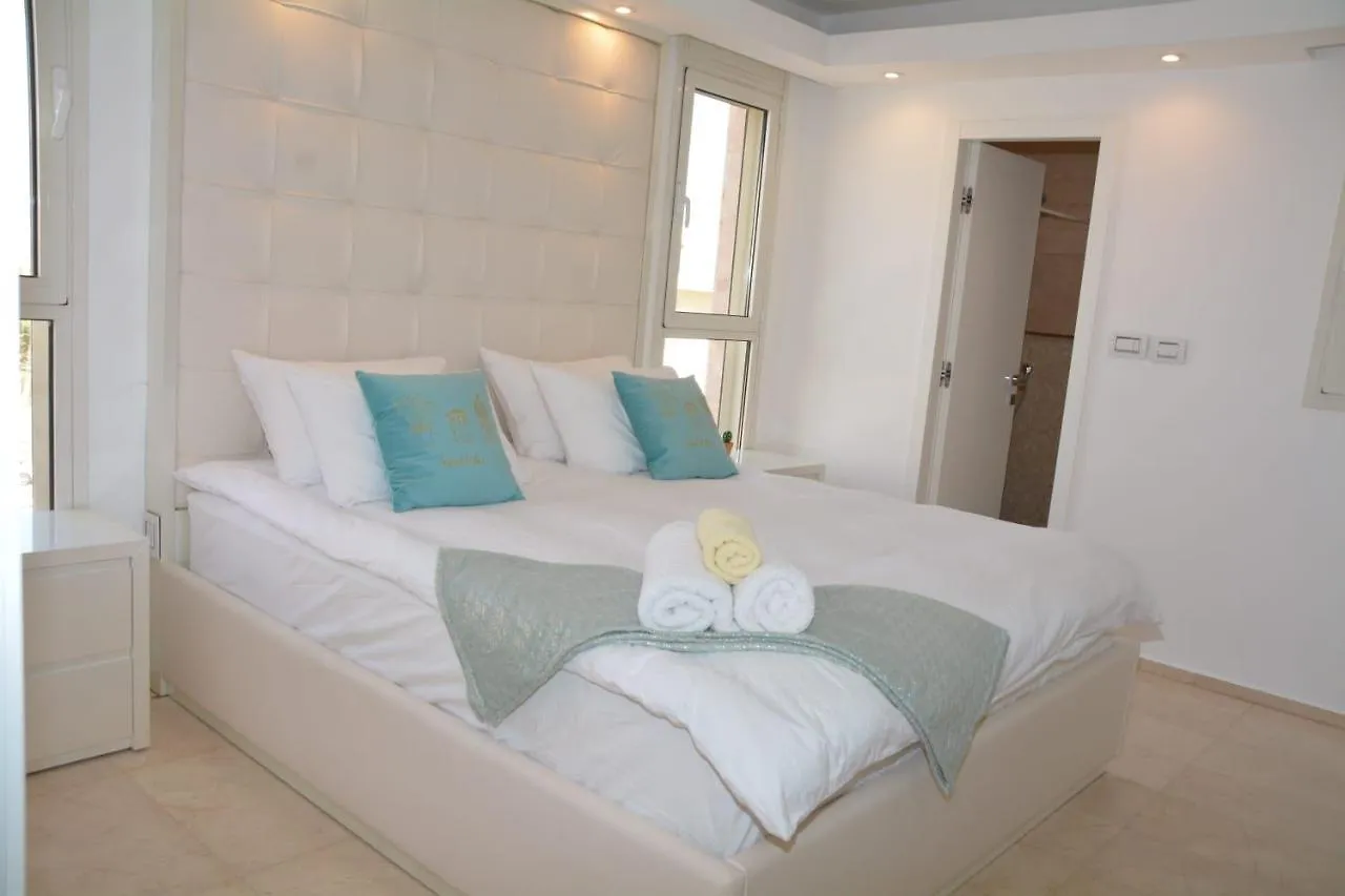 אילת Renovated 3 Bedroom - Residence With Pool Next The Beach 0*,  ישראל