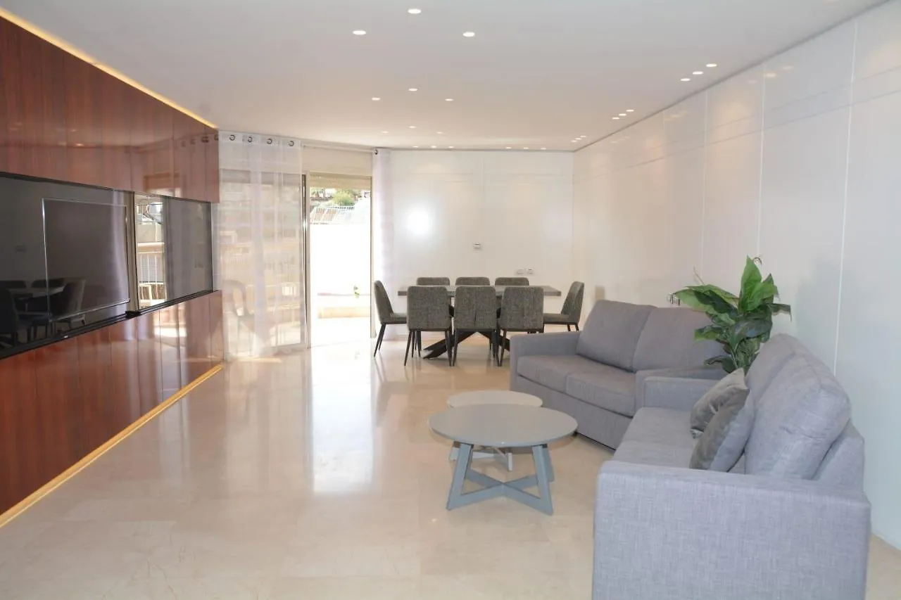 דירה אילת Renovated 3 Bedroom - Residence With Pool Next The Beach