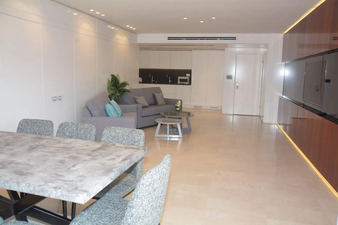 Renovated 3 Bedroom - Residence With Pool Next The Beach Eilat Apartment